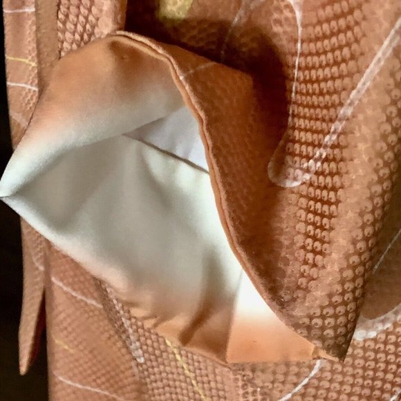 Vintage Japanese Kimono~ Chirimen Silk~ Floral Pattern ~Bust 48 / Length 60 in - Picture 12 of 12